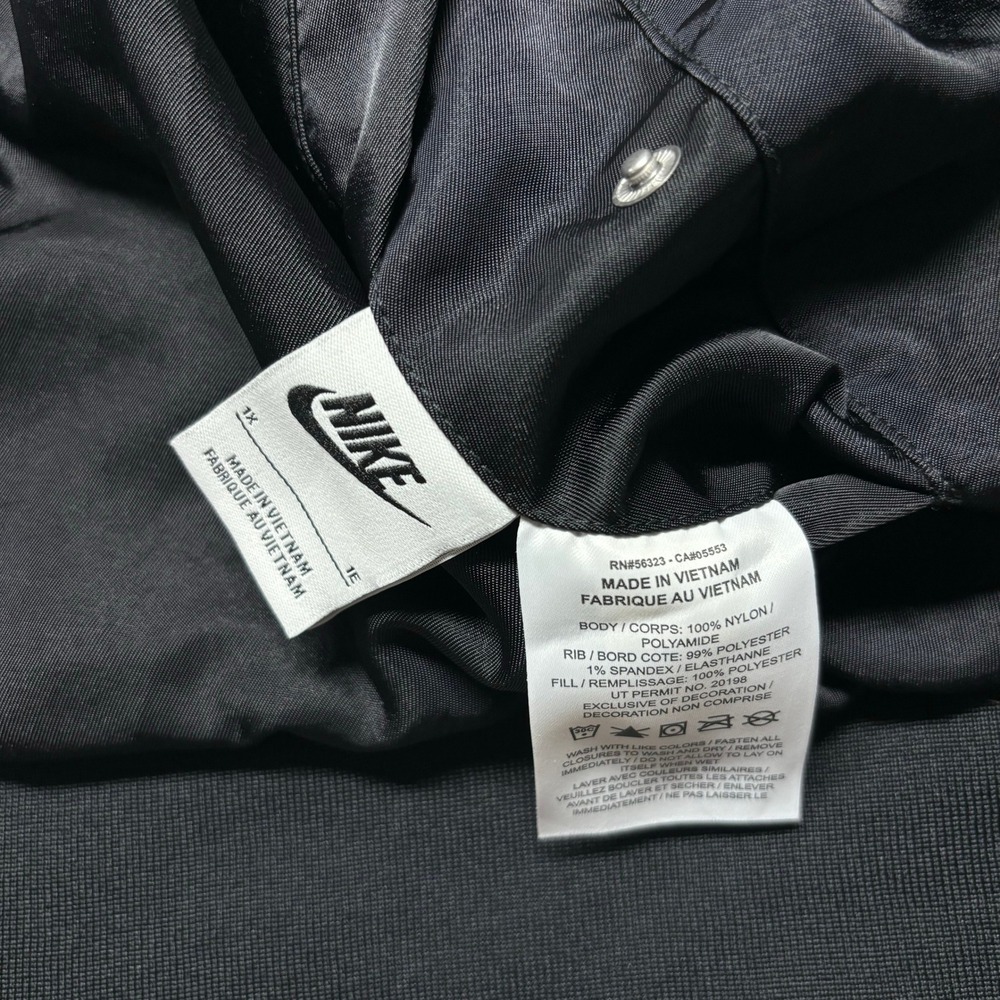 Nike Womens Reversible Varsity Bomber Jacket Size 1X Black Quilted FB3206-010 - Picture 12 of 15